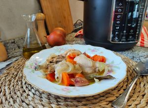 Una foto de Pollo en escabeche con la olla Black Chef FussionCook