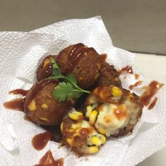 A picture of Cheese Corn Balls.