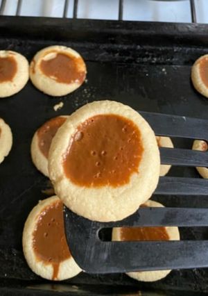 Una foto de Galletas con dulce de leche súper fáciles