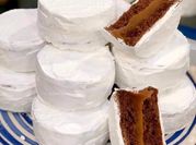 Una foto de alfajor de nieve
