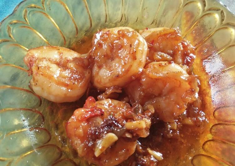 Bagaimana Membuat Udang saos mentega yang Enak Banget