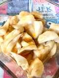 Chirimoya medio alegre