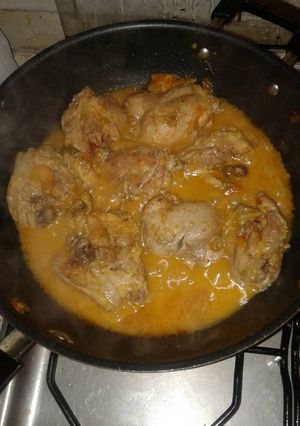 Una foto de Pollo al jugo con arroz