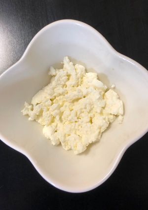 Hình của món Phô mai tươi cho bé ăn dặm.
