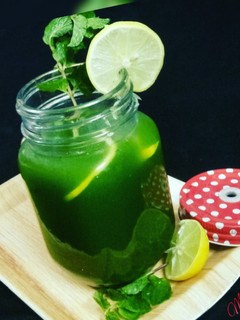 A picture of Mint Lemon Juice.