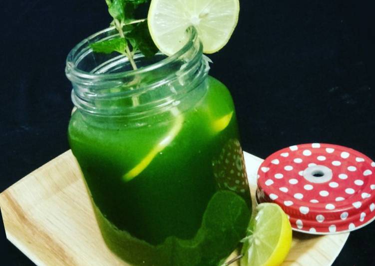 Recipe of Perfect Mint Lemon Juice