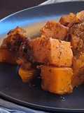 Zucca in padella con erbe aromatiche e aceto balsamico