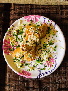 ચીલા ચીઝ ફેન્કી (Chila Cheese Frankie Recipe In Gujarati) રેસીપી મુખ્ય ફોટો