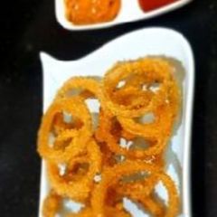 A picture of Crunchy Onion Rings.