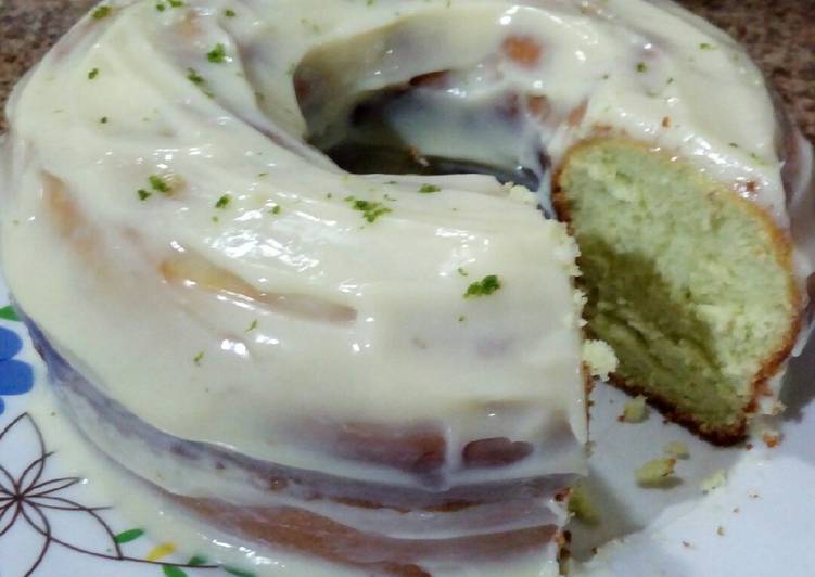 Bolo de limão verdinho