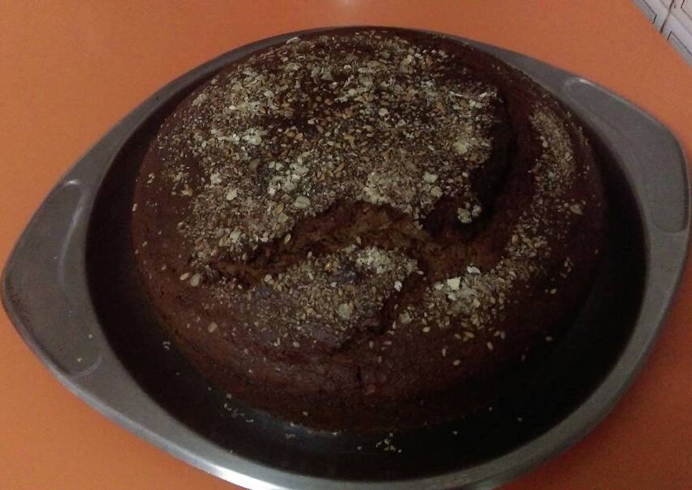 Pan de plátano integral con semillas y nueces