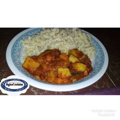 A picture of Macaroni and sweet potato sauce.