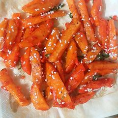 A picture of Honey chilli potatoes.
