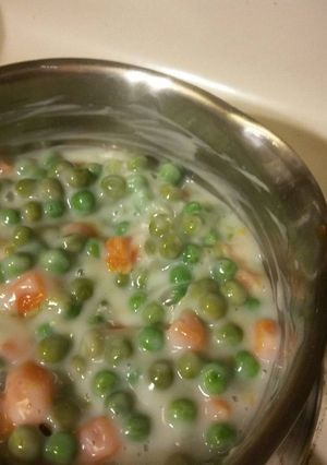 A picture of Creamed Peas (and sometimes carrots).