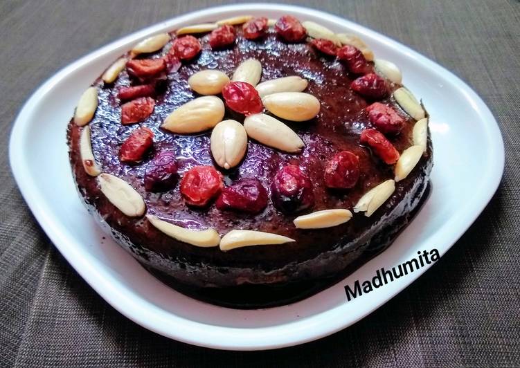 How to Prepare Speedy Frosty Chocolate Cake with Toppings