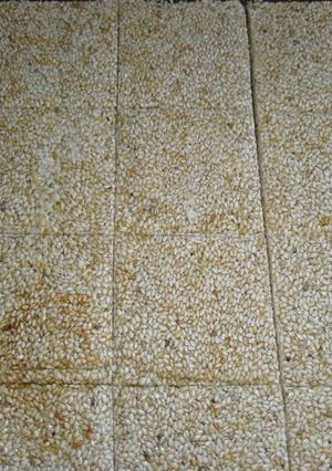 Una foto de Turrón de Ajonjolí