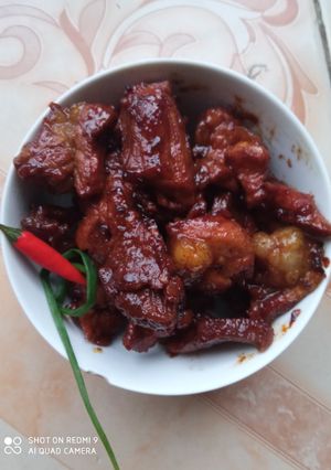 Hình của món Thịt kho đường mía.