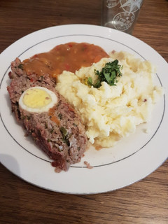 Una foto de Asado Alemán con salsa de carne