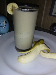 A picture of Banana, Apple Smoothie.
