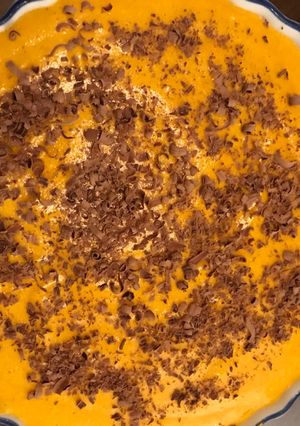 Una foto de Mousse de lúcuma con base de chocolate