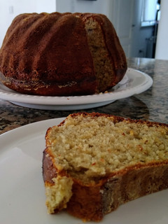 Una foto de Budín de banana húmedo