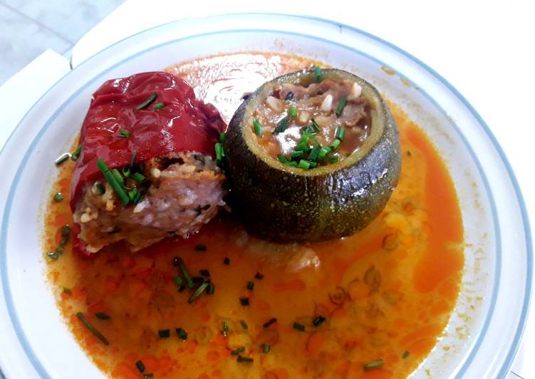 Verduras rellenas de arroz y carne