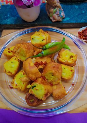 वडा पाव बाइट्स फ्यूजन रेसिपी रेसिपी मुख्य फोटो