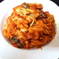 A picture of My Sausage, Mushrooms & Pepper Pasta Bake 😘.