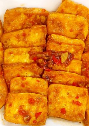 Hình của món Đậu rán chao sốt tỏi, ớt.