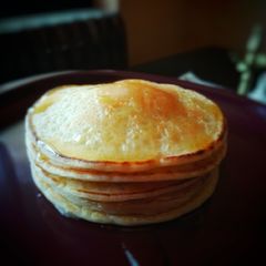 Easy pancakes A picture of Easy pancakes.