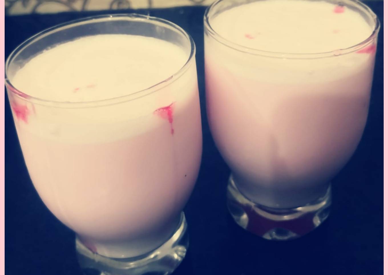 Delicious Healthy Strawberry Shake