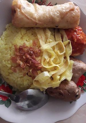 Foto resep Nasi kuning majicom simple