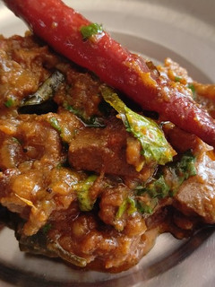 கிராமத்து மட்டன் பிரட்டல்(village style mutton fry recipe in tamil) செய்முறை முக்கிய புகைப்படம்
