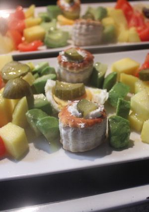 Foto principal de Ensalada tropical con volovanes