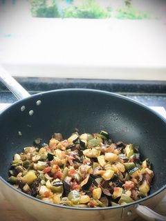 Una foto de Pisto de verduras