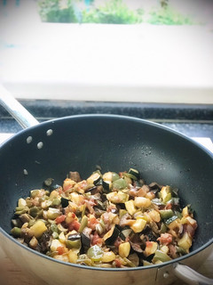 Una foto de Pisto de verduras