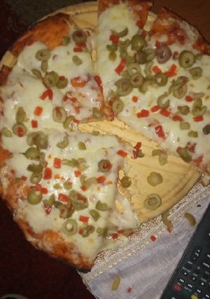 Una foto de Pizza muy rica😋