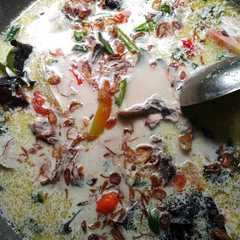 A picture of Mangut Ikan Asap.