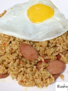 Foto resep Nasi Goreng Sosis ala Anak Kos