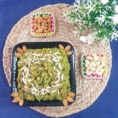 A picture of Bottle Gourd Dryfruit Halwa.