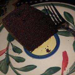 A picture of Oil base chocolate cake.