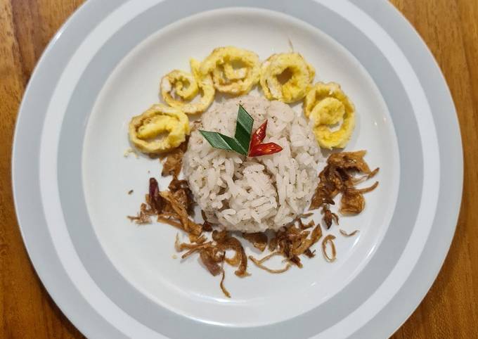 Nasi Uduk Rice Cooker