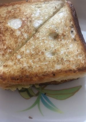 A picture of Potato sandwich.