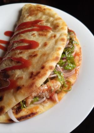 A picture of Crispy Cubano Flatbread Sandwich.