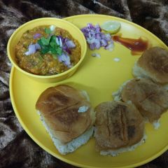 A picture of Pav bhaji.