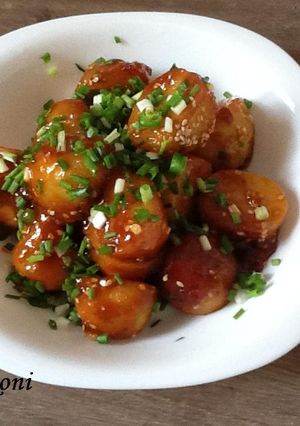 A picture of Sesame, Honey Chilli Potatoes.