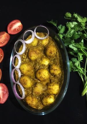 A picture of Hariyali Aloo / Dhaniya Aloo.