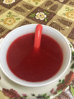બીટ,ગાજર અને ટામેટાનો સૂપ(Beetroot,carrot & tomato soup recipe in gujarati) રેસીપી મુખ્ય ફોટો