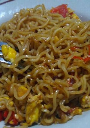 Foto resep Mie goreng tomat Extra Pedas