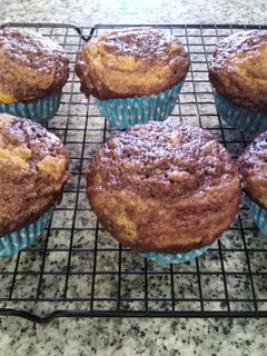 A picture of Chocolate Fudge Banana Muffins | มัฟฟินกล้วยหอมช็อกโกแลตฟัดจ์.